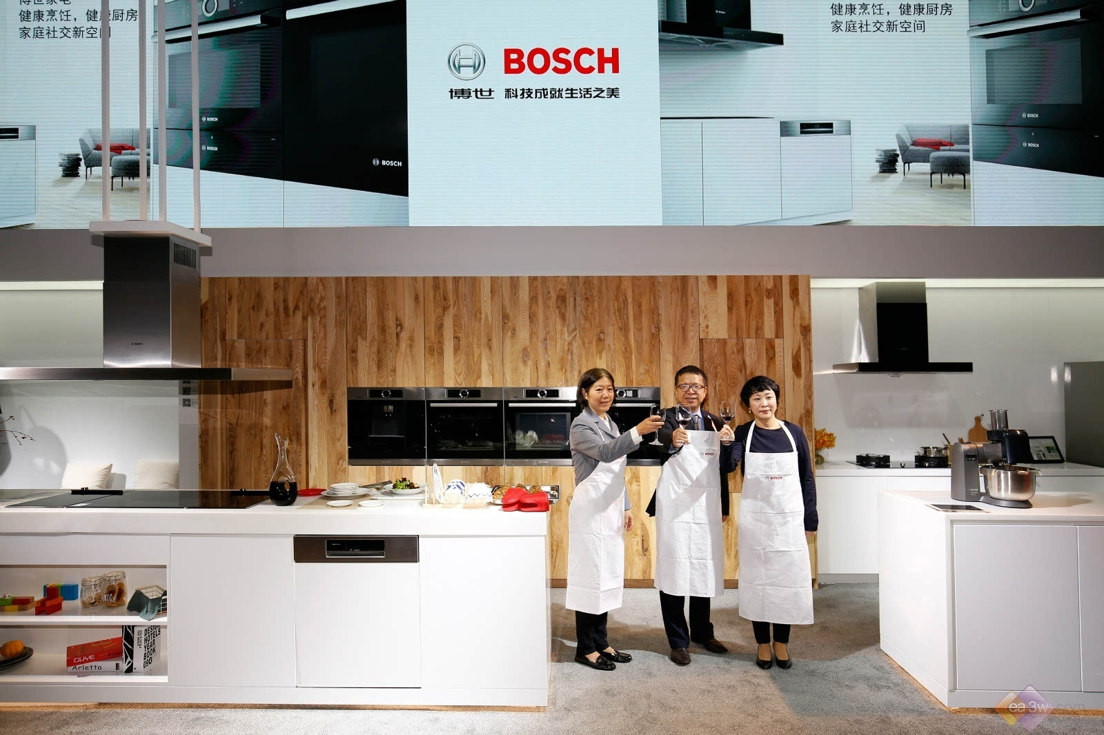 博kaiyun体育网页登陆入口世家电全力打造健康厨房 缔造社交厨房新空间(图2)