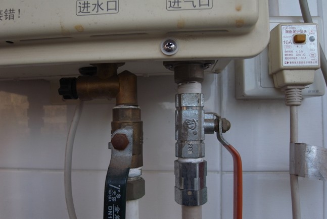 ky体育燃气热水器的位置及阀门位置的安装(图11)